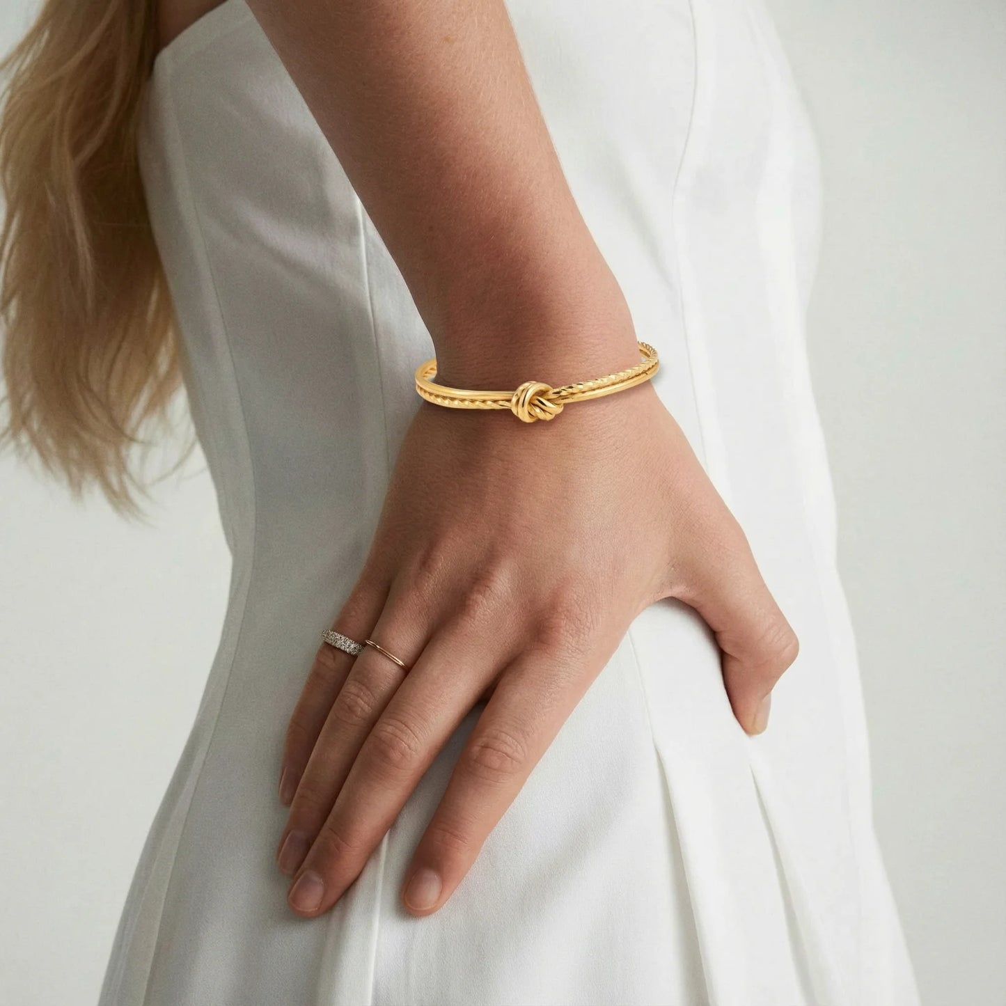 Golden Knot Cuff - Starzzyco