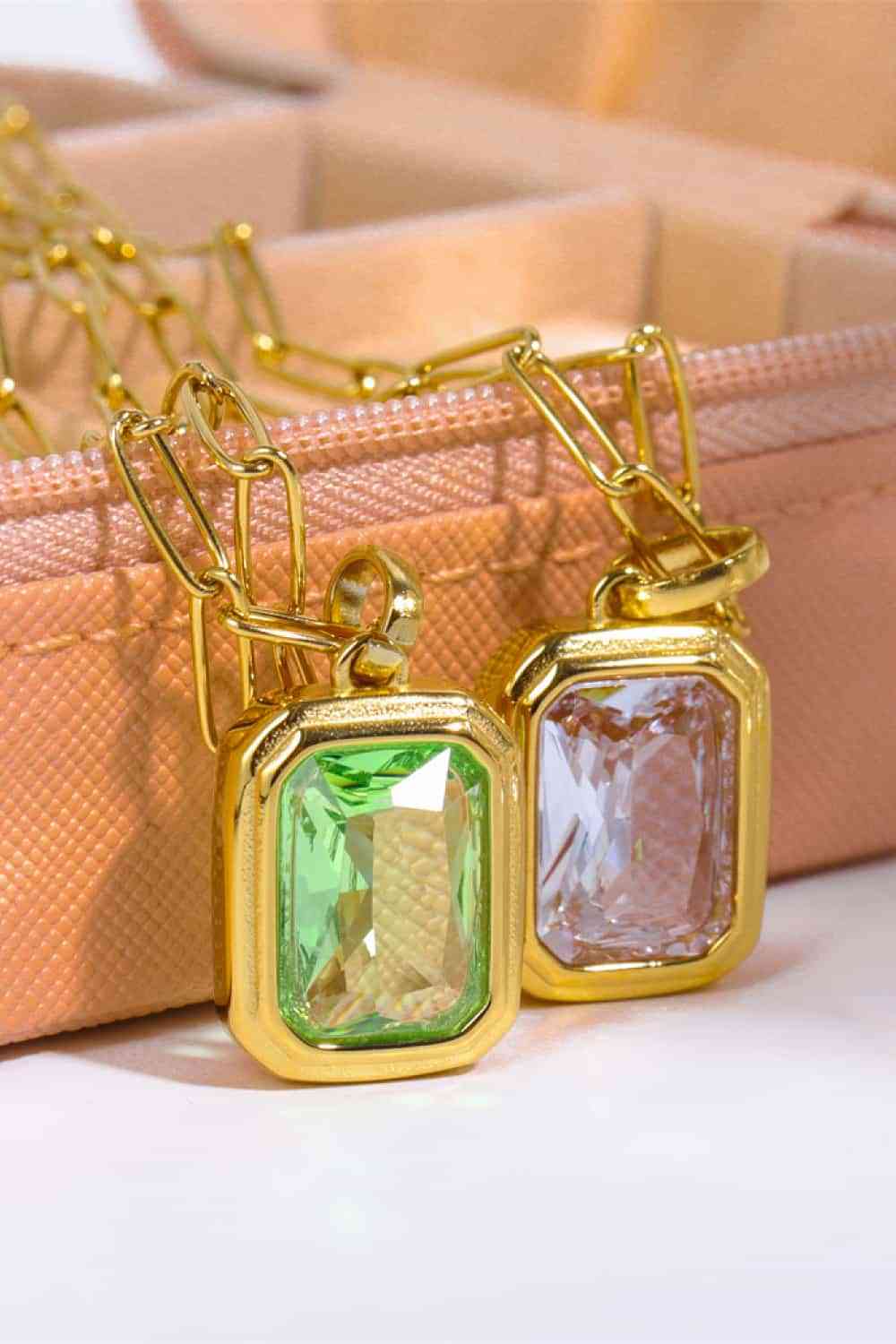 Zircon 18K Gold-Plated Geometrical Shape Pendant Necklace - Starzzyco